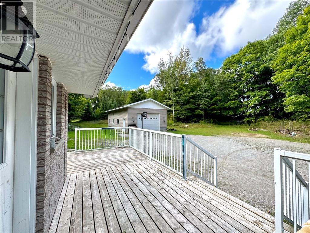 187 Cress Road, Mindemoya, Ontario  P0P 1S0 - Photo 7 - 2131032