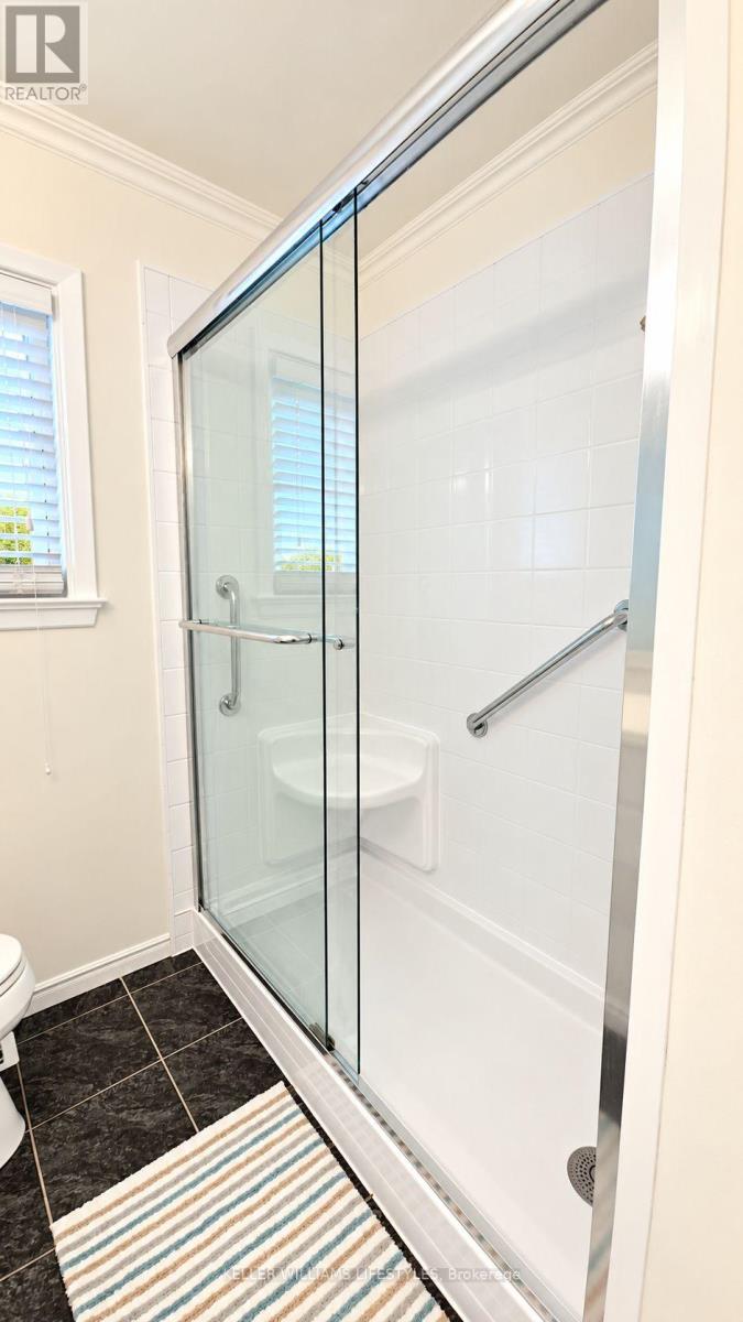 222 Starlight Avenue, London East (East H), Ontario  N5W 4X9 - Photo 13 - X14109364