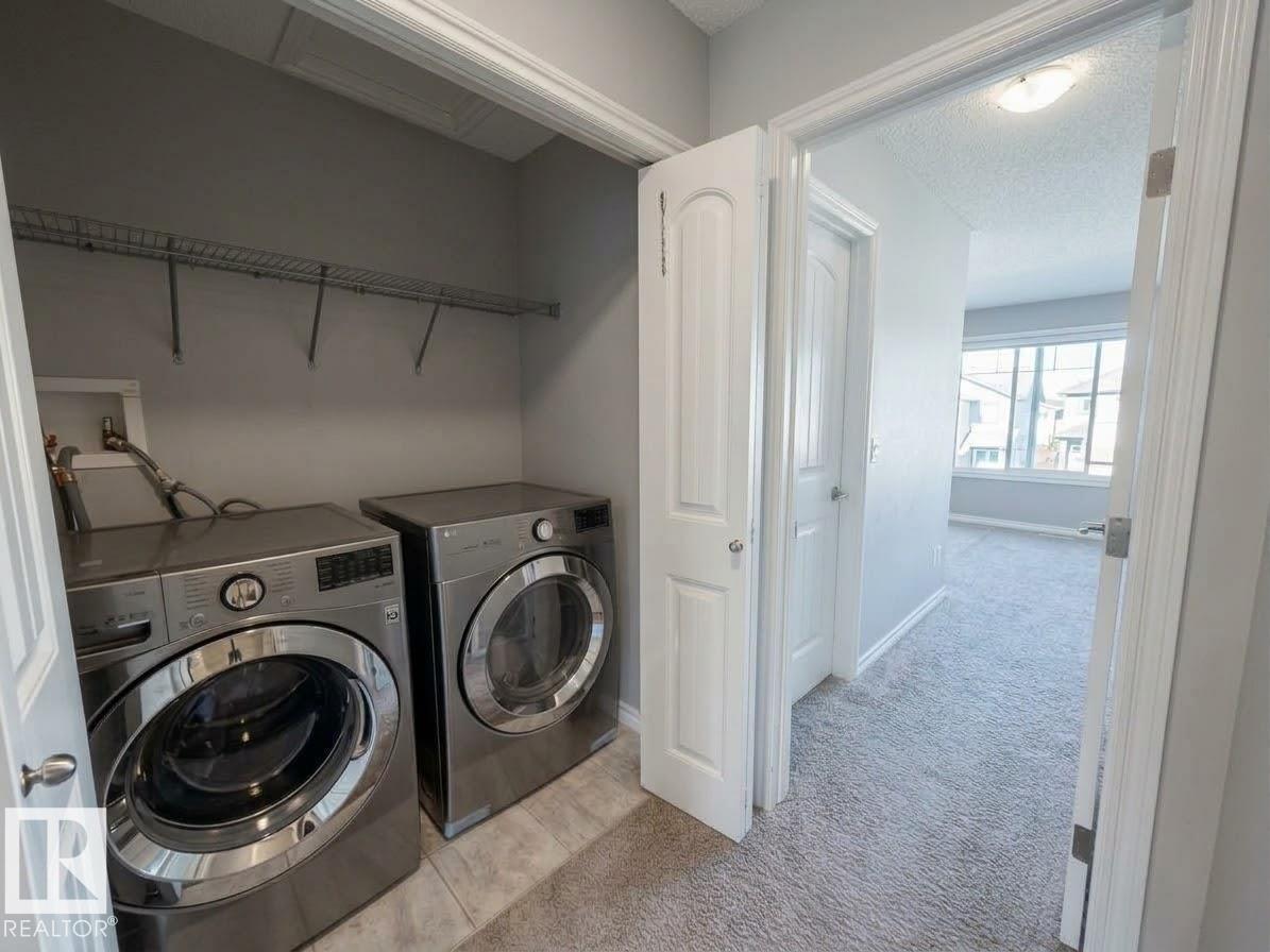 435 41 AV NW