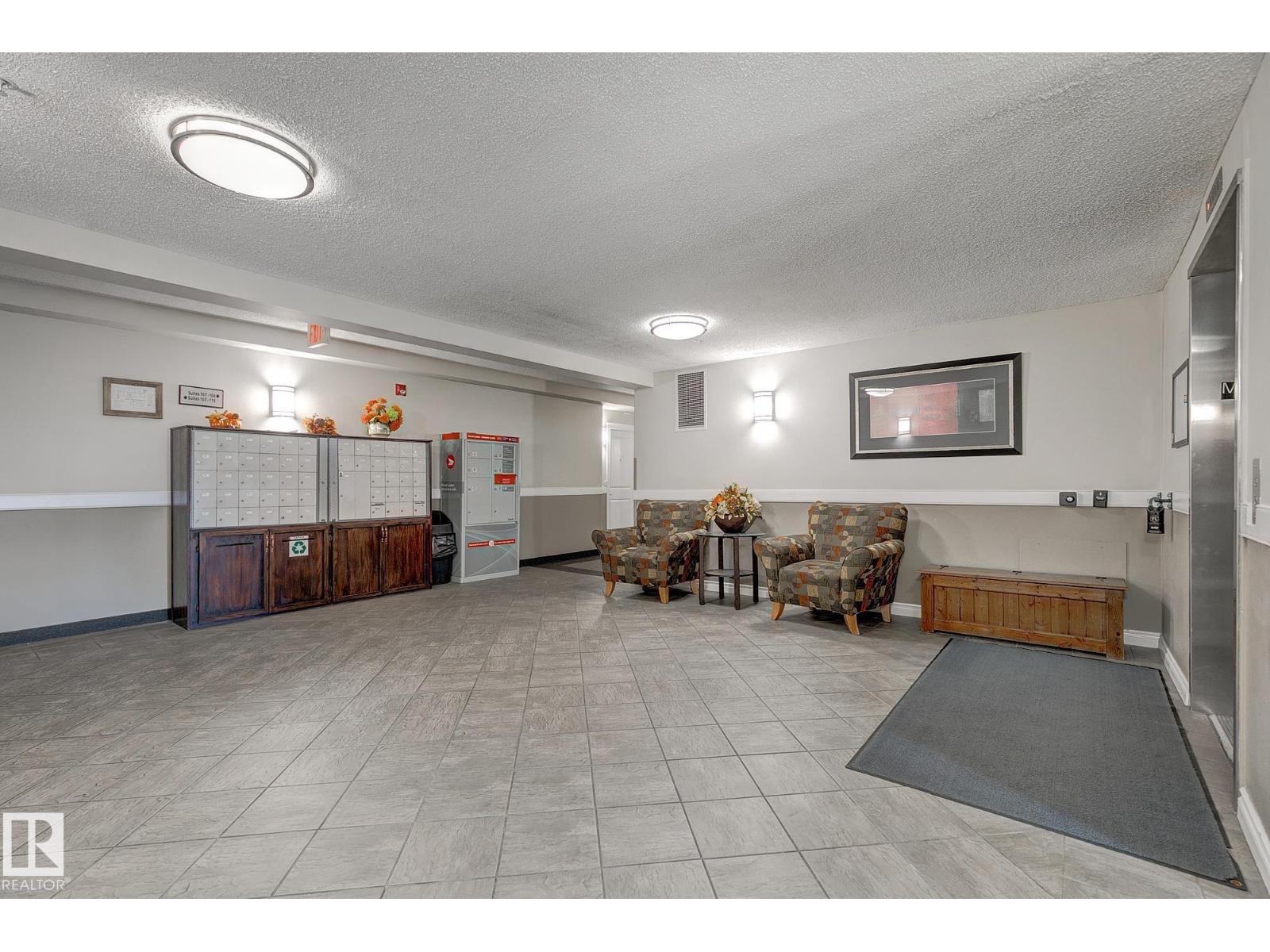 #208A 6 SPRUCE RIDGE DR