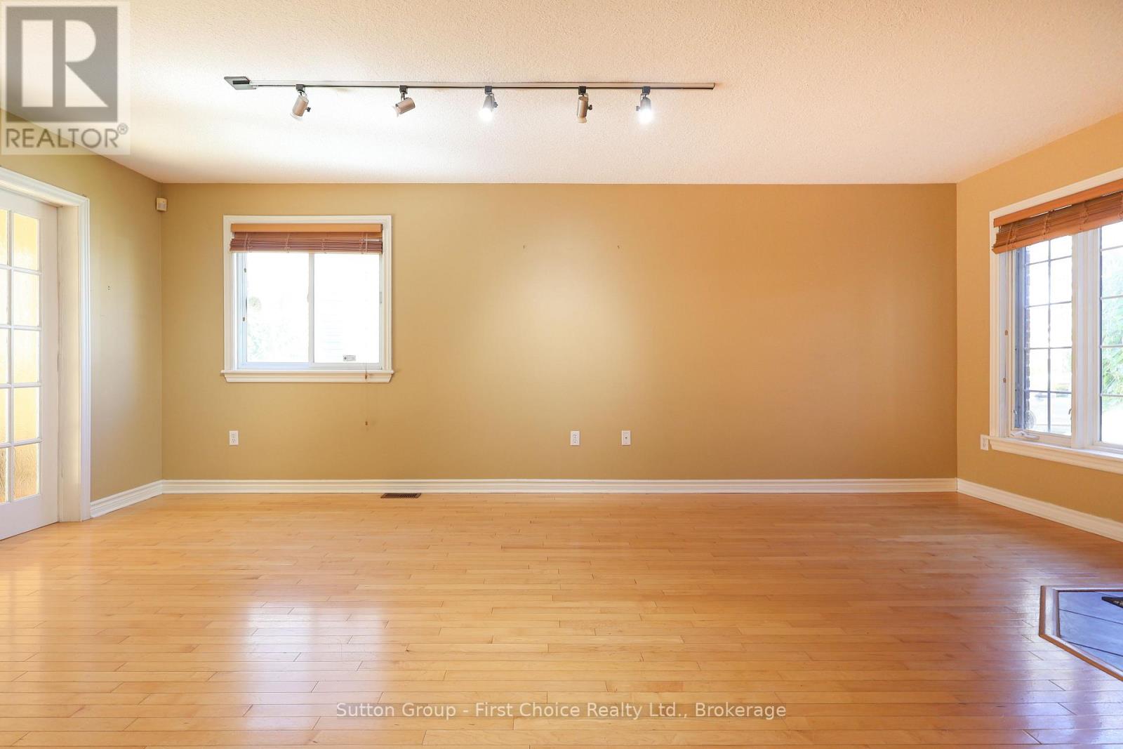 267 Norman Street, Stratford, Ontario  N5A 7Y3 - Photo 11 - X14103620