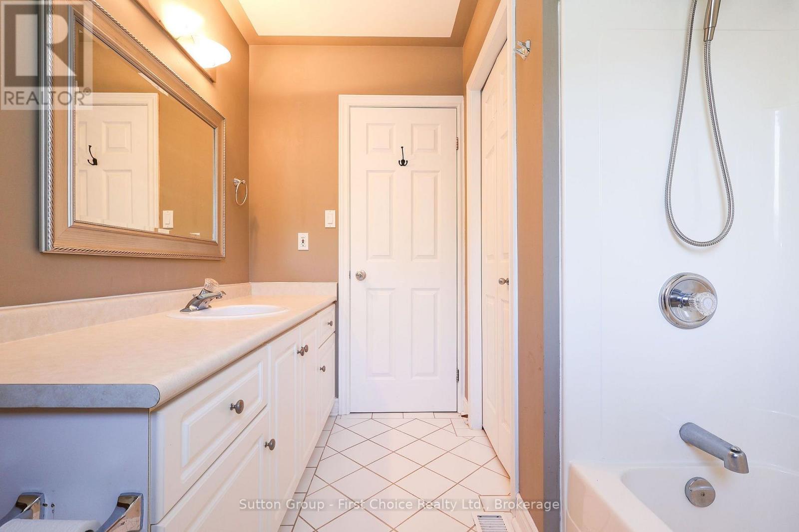 267 Norman Street, Stratford, Ontario  N5A 7Y3 - Photo 26 - X14103620