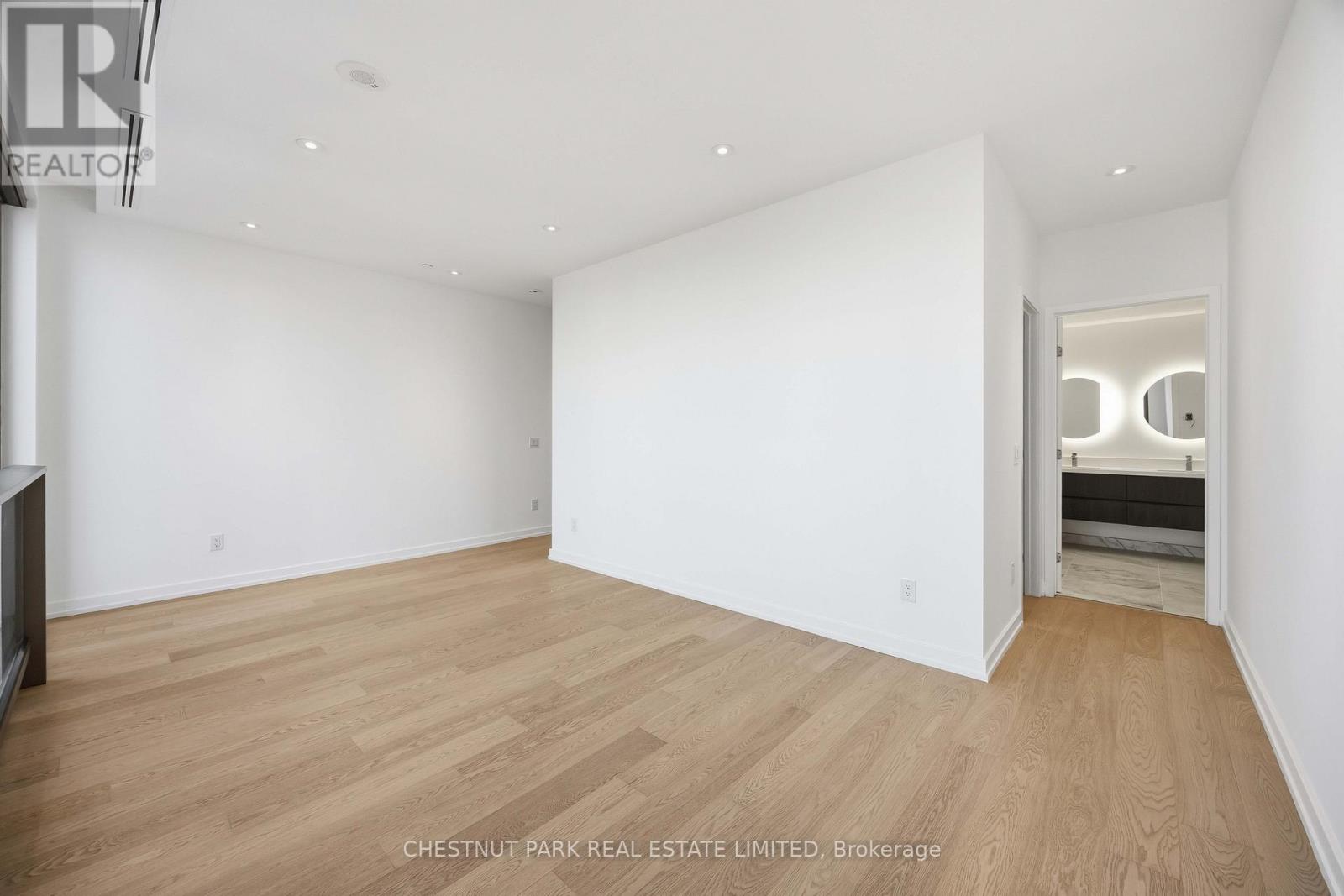 1402 - 1315 Bay Street, Toronto (Annex), Ontario  M5R 2C4 - Photo 14 - C14109382