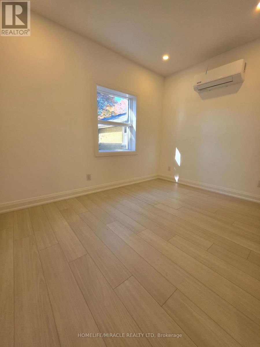 Main - U-1 - 22 Rossander Court, Toronto, Ontario  M1J 2B7 - Photo 15 - E14109348