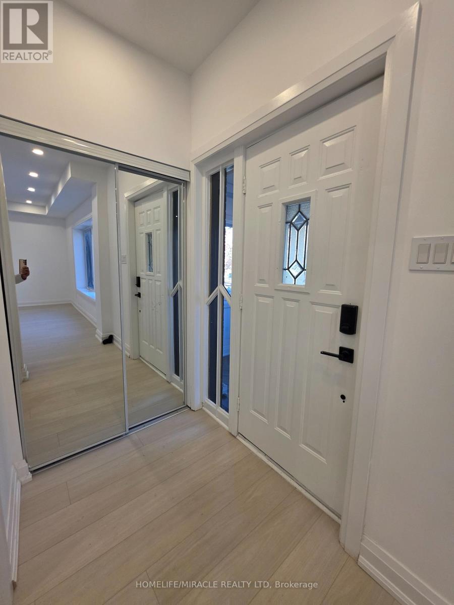 Main - U-1 - 22 Rossander Court, Toronto, Ontario  M1J 2B7 - Photo 5 - E14109348
