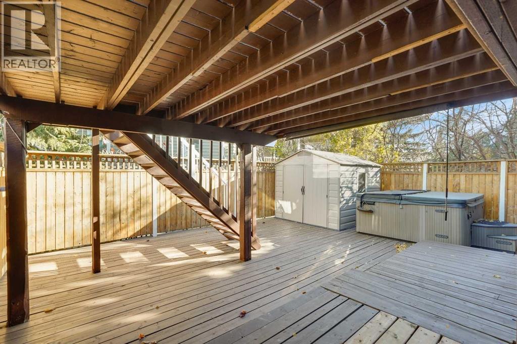 84 Strathlorne Crescent SW, Calgary, Alberta  T3H 1M8 - Photo 36 - A2353985
