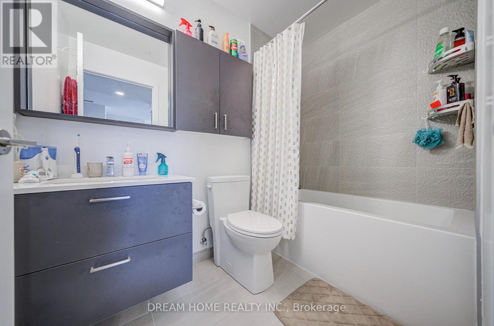 3407 - 30 Upper Mall Way, Vaughan (Brownridge), Ontario  L4J 9L7 - Photo 18 - N14109378