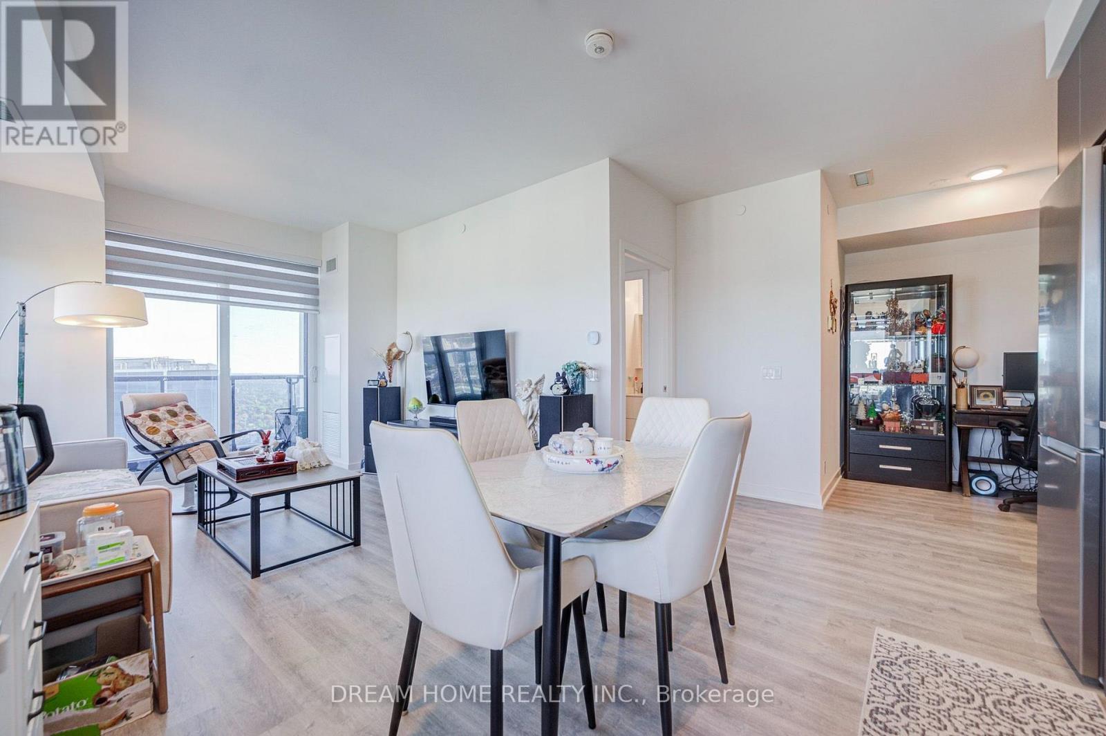 3407 - 30 Upper Mall Way, Vaughan (Brownridge), Ontario  L4J 9L7 - Photo 8 - N14109378