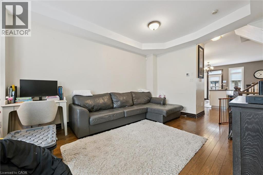 2254 Norfolk Drive, Oakville, Ontario  L6H 6H5 - Photo 3 - 40873456