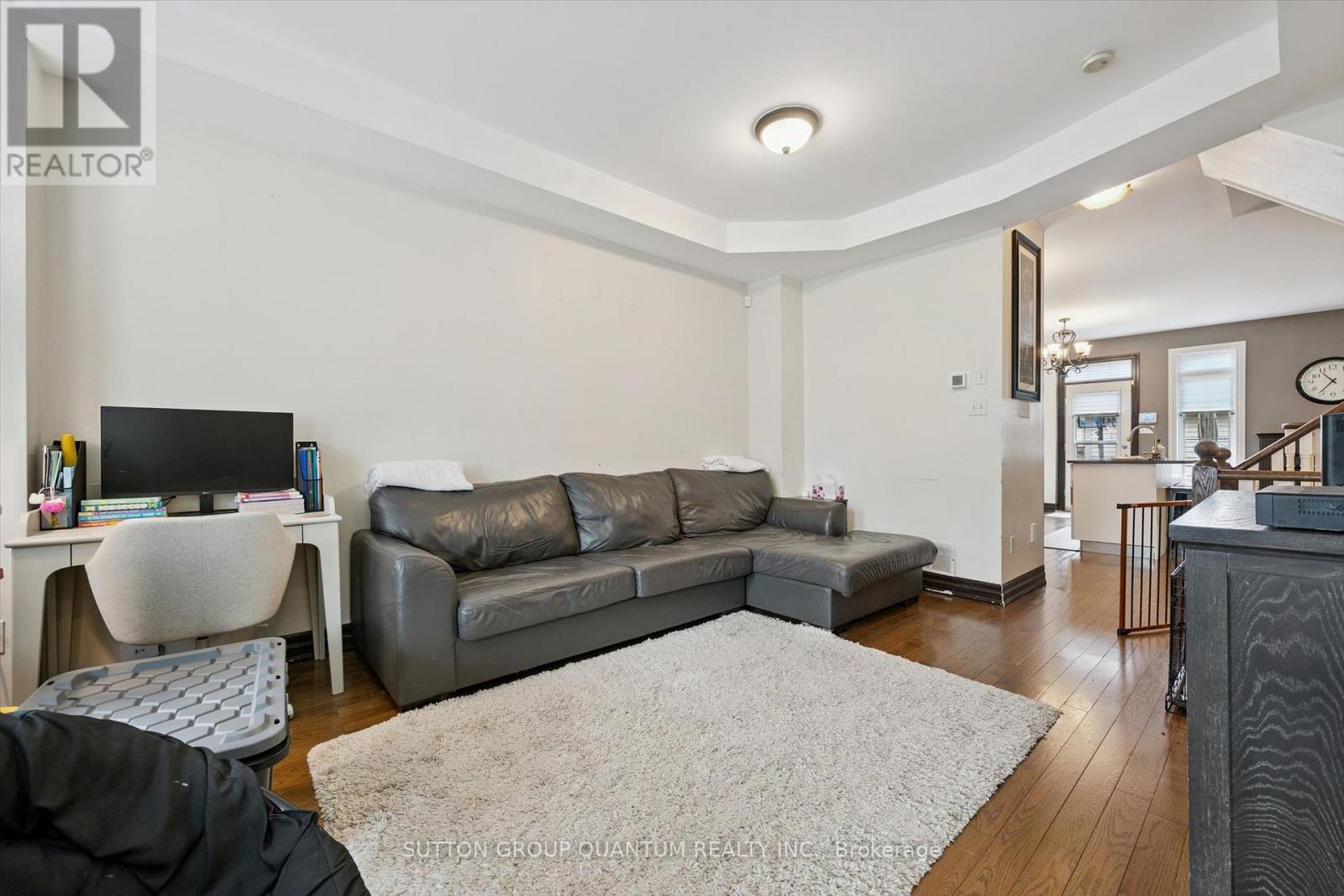 2254 Norfolk Drive, Oakville, Ontario  L6H 6H5 - Photo 4 - W14109344