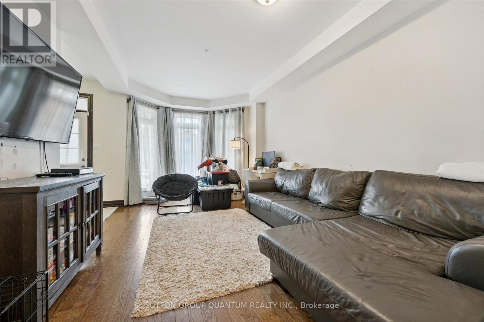2254 Norfolk Drive, Oakville, Ontario  L6H 6H5 - Photo 5 - W14109344