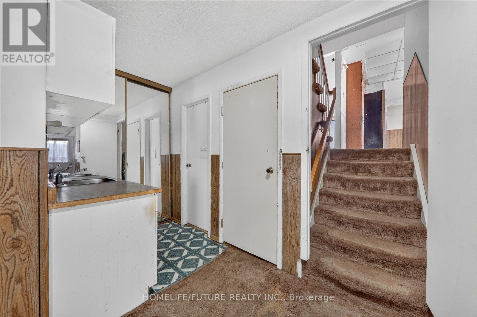 7 Winterfold Drive, Brampton, Ontario  L6V 3S7 - Photo 29 - W14109356