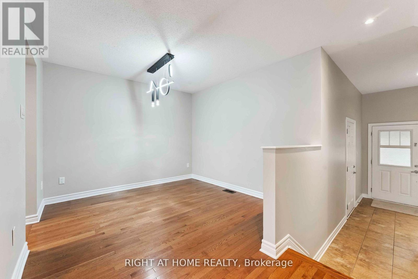 195 Mancini Way, Ottawa, Ontario  K2J 5X4 - Photo 10 - X14109386