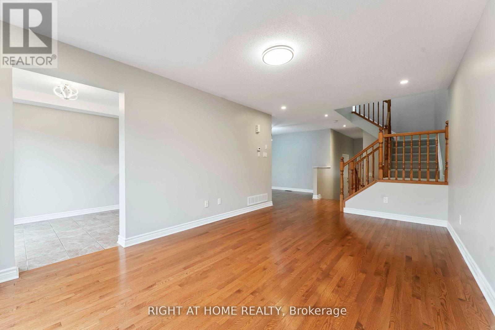 195 Mancini Way, Ottawa, Ontario  K2J 5X4 - Photo 7 - X14109386
