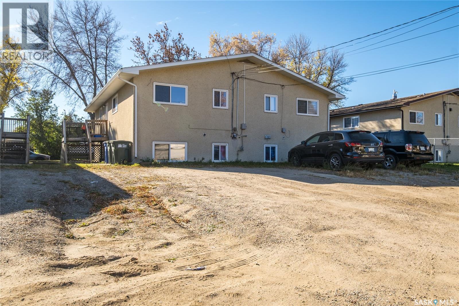 574 26th Street E, Prince Albert, Saskatchewan  S6V 1V5 - Photo 2 - SK051696