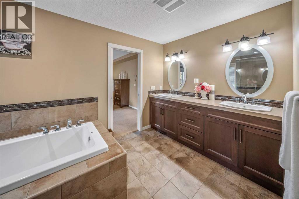 41 Cranbrook Place SE