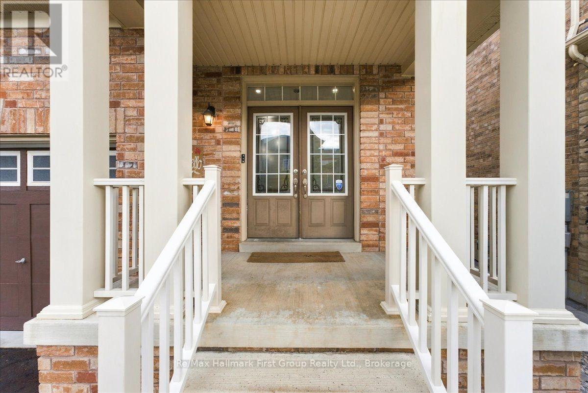 9 Tampsett Avenue, Ajax, Ontario  L1Z 0N7 - Photo 3 - E14109410