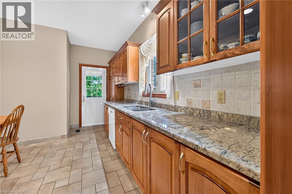 219 Jacqueline Boulevard, Hamilton, Ontario  L9B 2T6 - Photo 24 - 40865522