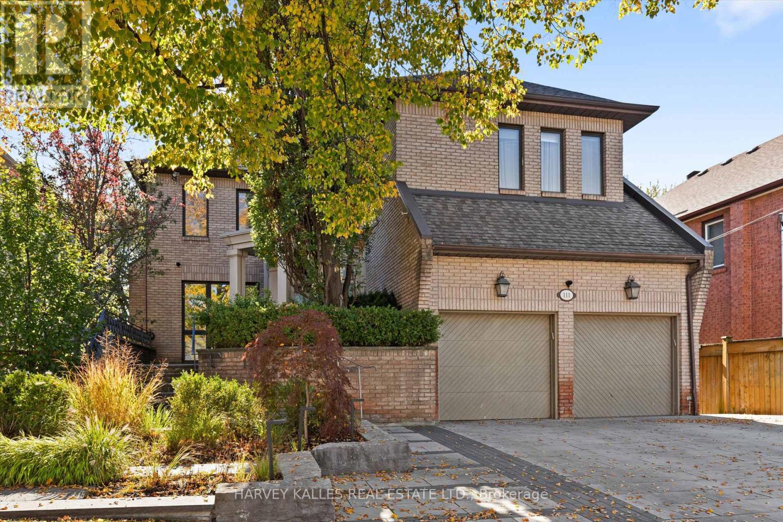 111 LAURELCREST AVENUE, toronto (clanton park), Ontario