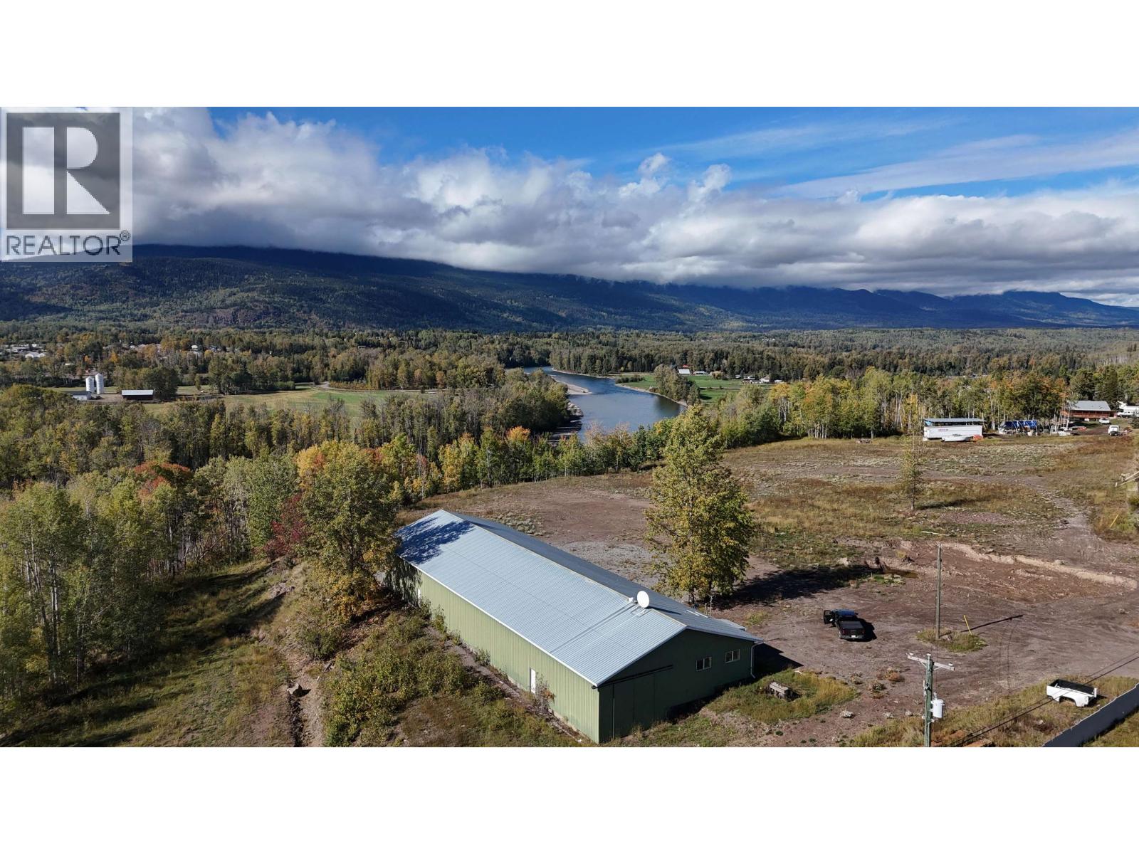 3471 OLD BABINE LAKE ROAD, Smithers, British Columbia