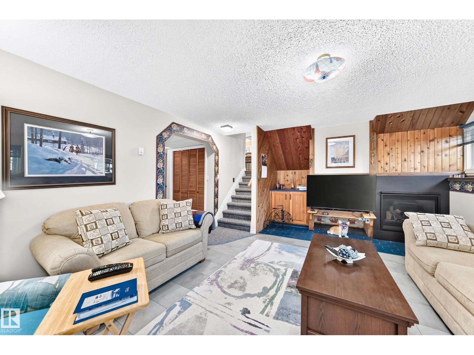 #10 52520 RGE ROAD 21