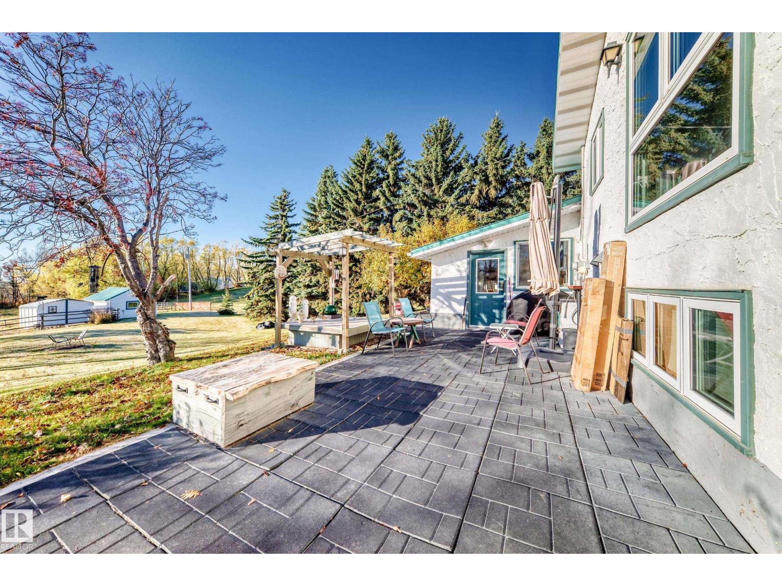 #10 52520 RGE ROAD 21