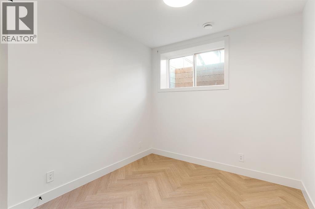 2216 35 Street Sw, Calgary, Alberta  T3E 2X8 - Photo 45 - A2353495