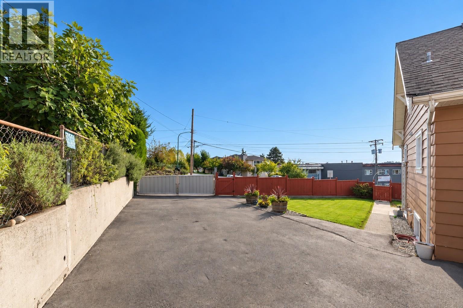 1276 Douglas Road, Burnaby, British Columbia  V5C 4Z9 - Photo 27 - R3177978