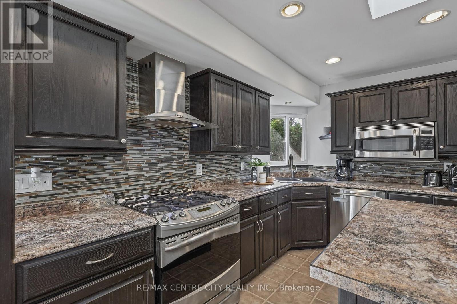 68 Lois Avenue, Central Elgin, Ontario  N5R 5A4 - Photo 31 - X14109438
