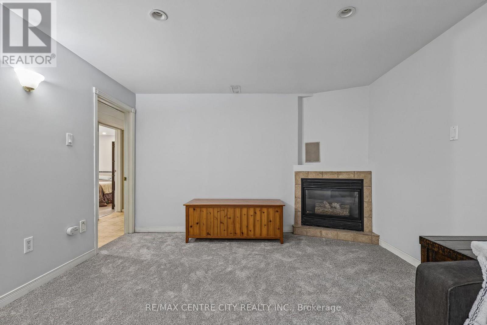 68 Lois Avenue, Central Elgin, Ontario  N5R 5A4 - Photo 44 - X14109438