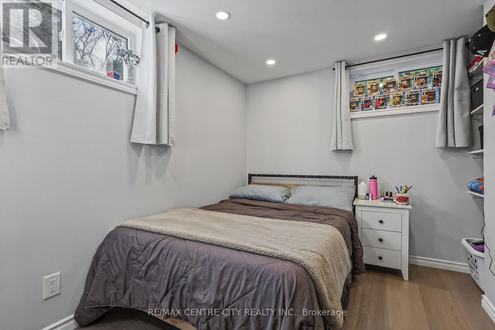 68 Lois Avenue, Central Elgin, Ontario  N5R 5A4 - Photo 47 - X14109438