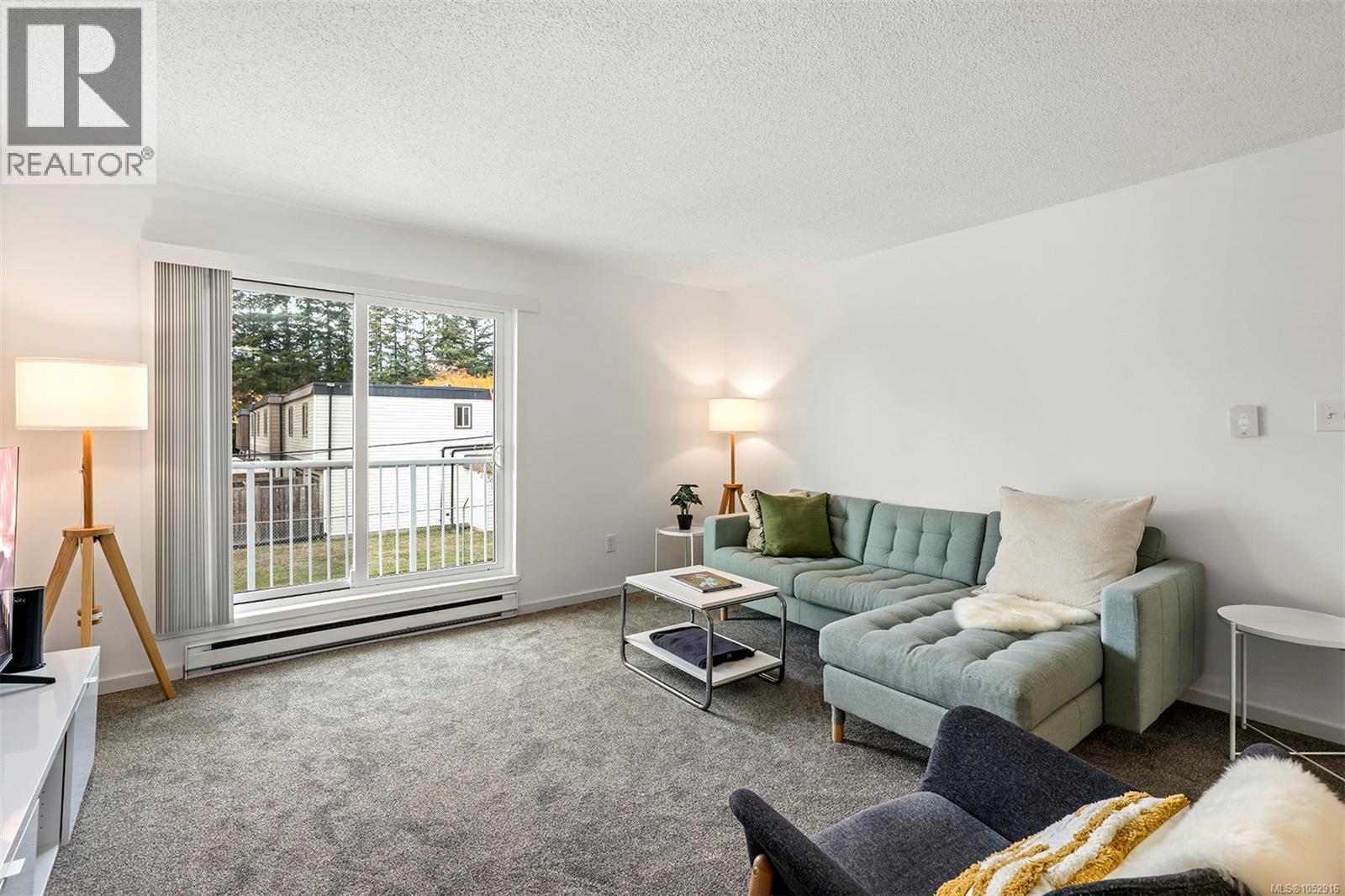 216 175 Centennial Dr
