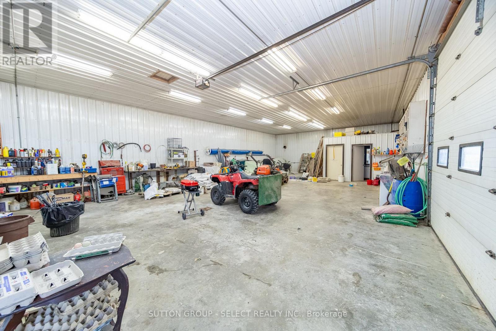 10072 Argyle Street, North Middlesex, Ontario  N0M 1A0 - Photo 43 - X13775712
