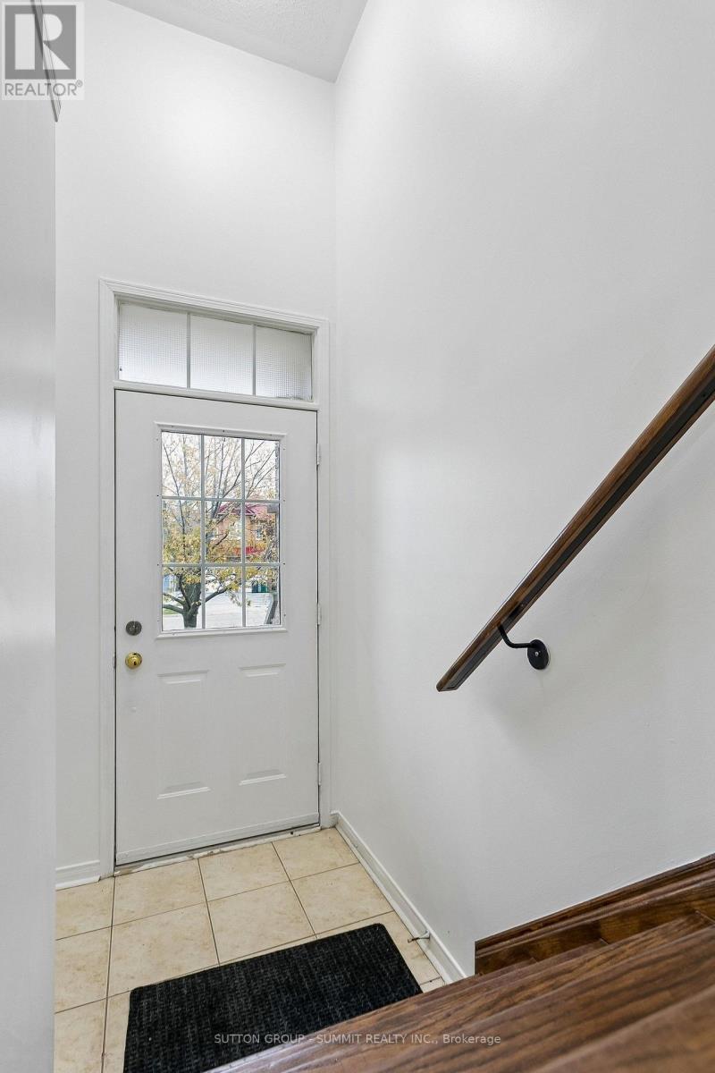 167 Trudeau Avenue E, Mississauga, Ontario  L4Z 4J1 - Photo 5 - W14109420