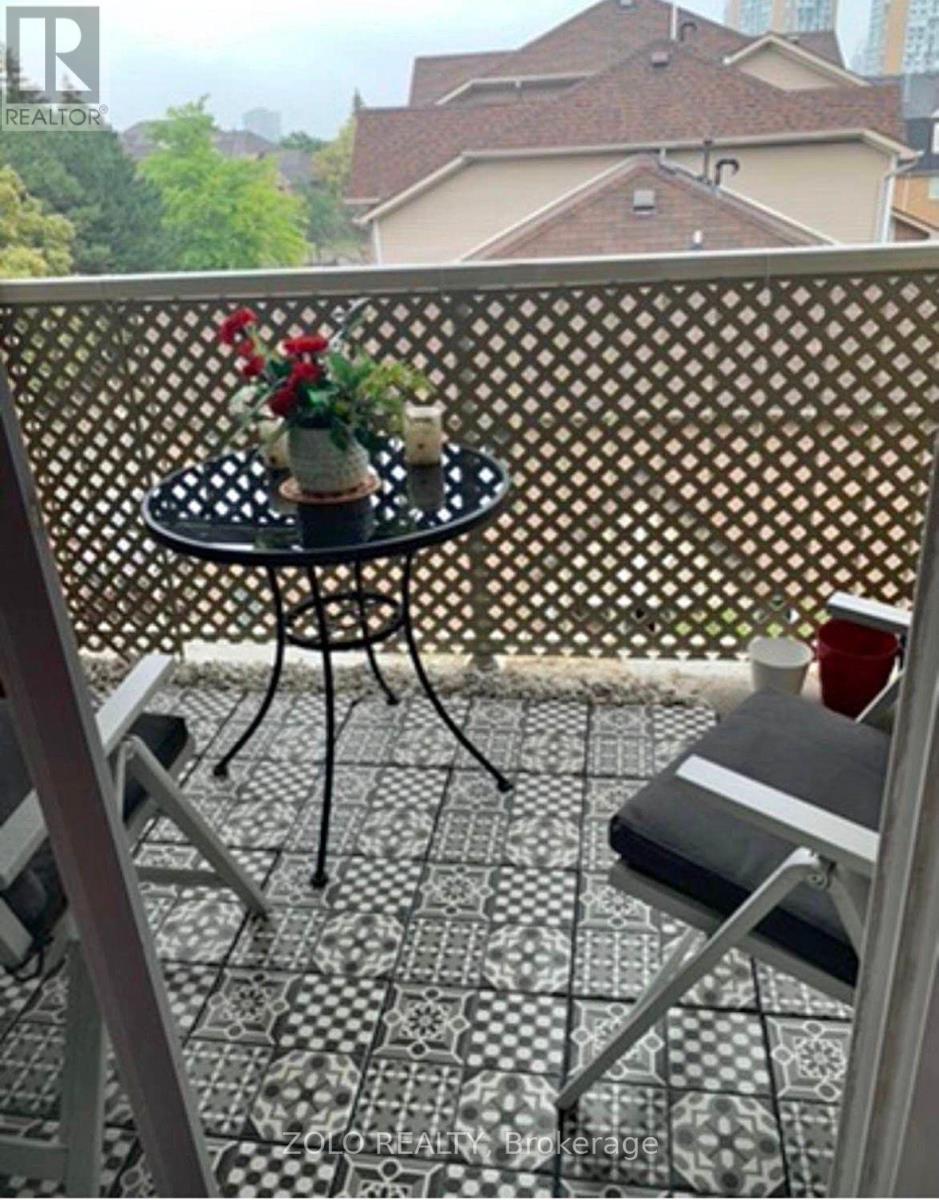 113 - 55 Bristol Road E, Mississauga (Hurontario), Ontario  L4Z 3N9 - Photo 4 - W14109424