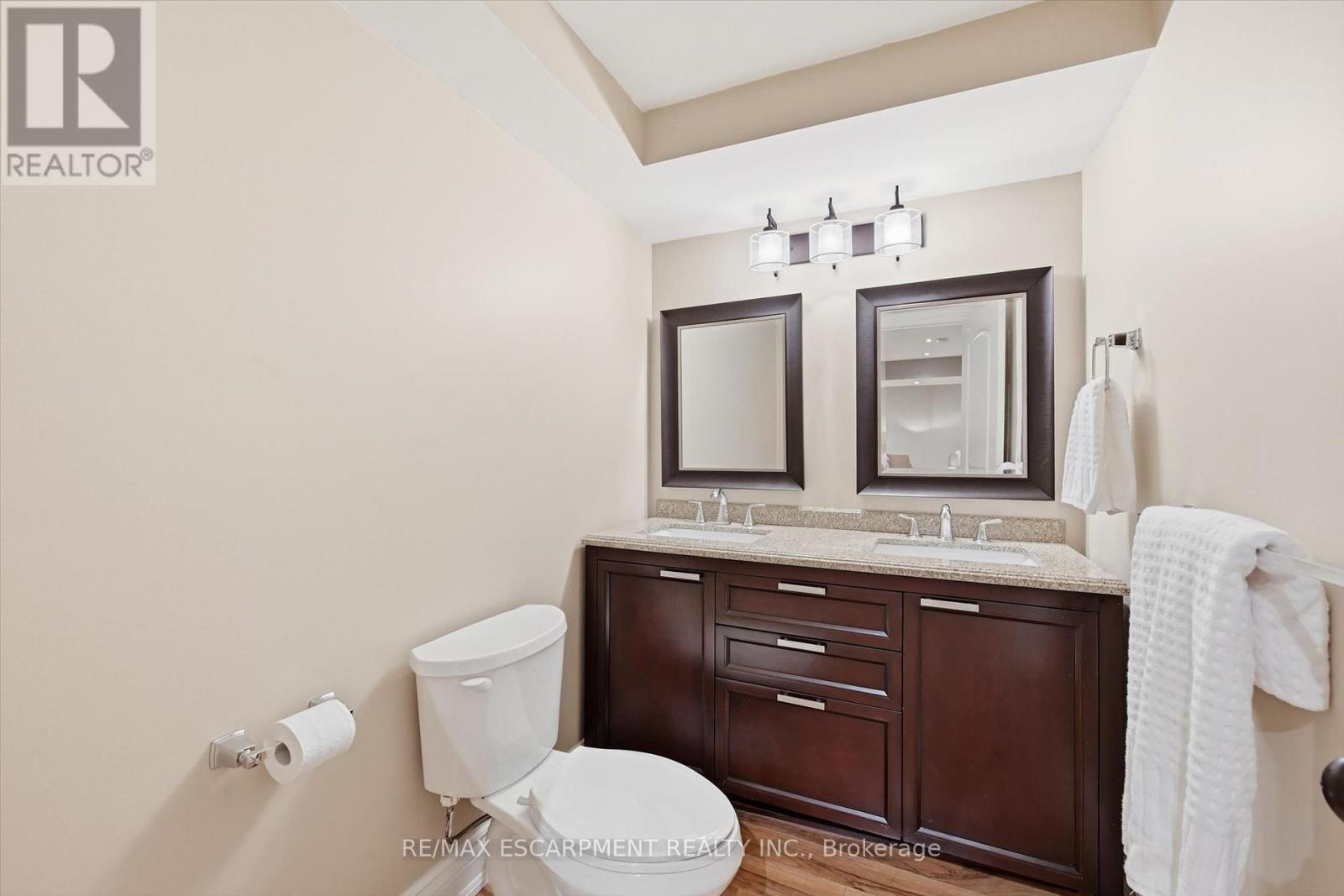 1367 Mcguffin Gate, Milton, Ontario  L9T 6M3 - Photo 36 - W14109430