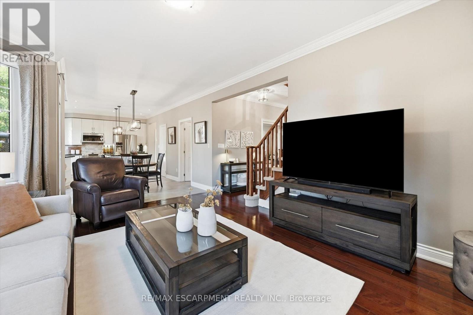 1367 Mcguffin Gate, Milton, Ontario  L9T 6M3 - Photo 9 - W14109430