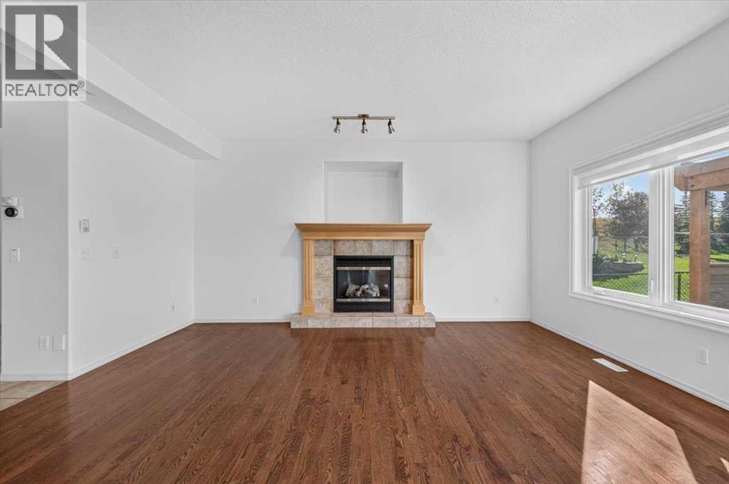 254 Panamount Close Nw, Calgary, Alberta  T3K 5P6 - Photo 7 - A2349112