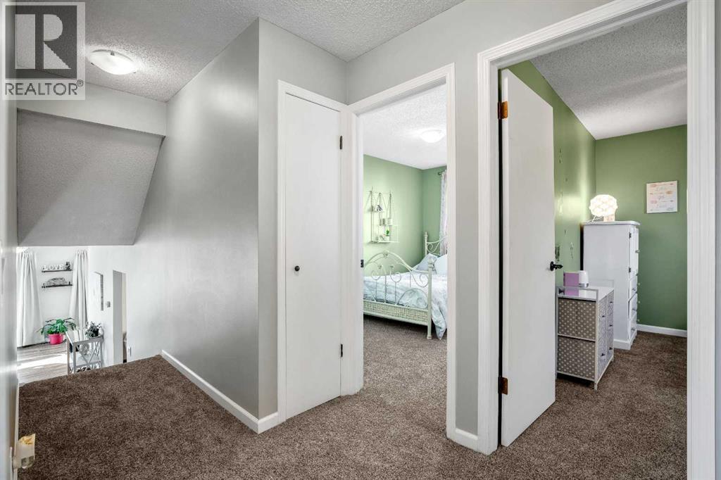 71 Strathclair Rise Sw, Calgary, Alberta T3H 1G3 - Photo 16 - A2353953