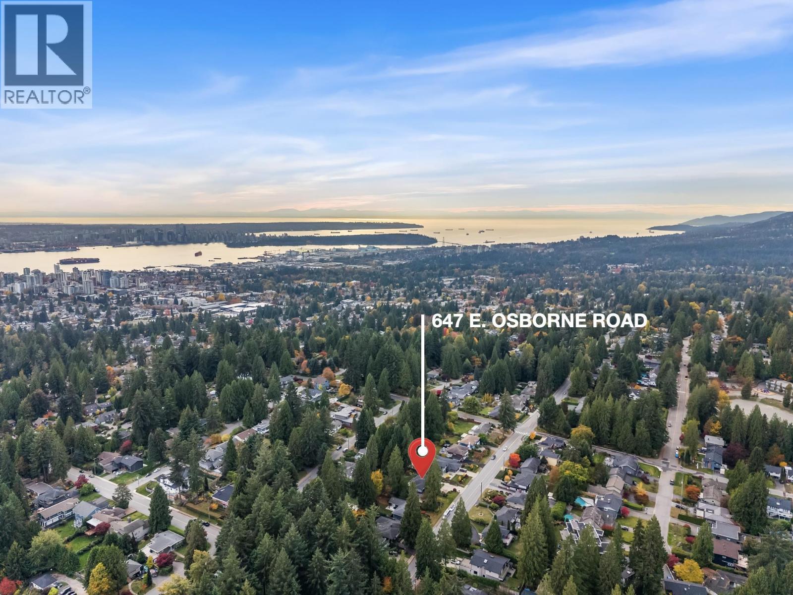647 E Osborne Road, North Vancouver, British Columbia  V7N 1M8 - Photo 2 - R3177935