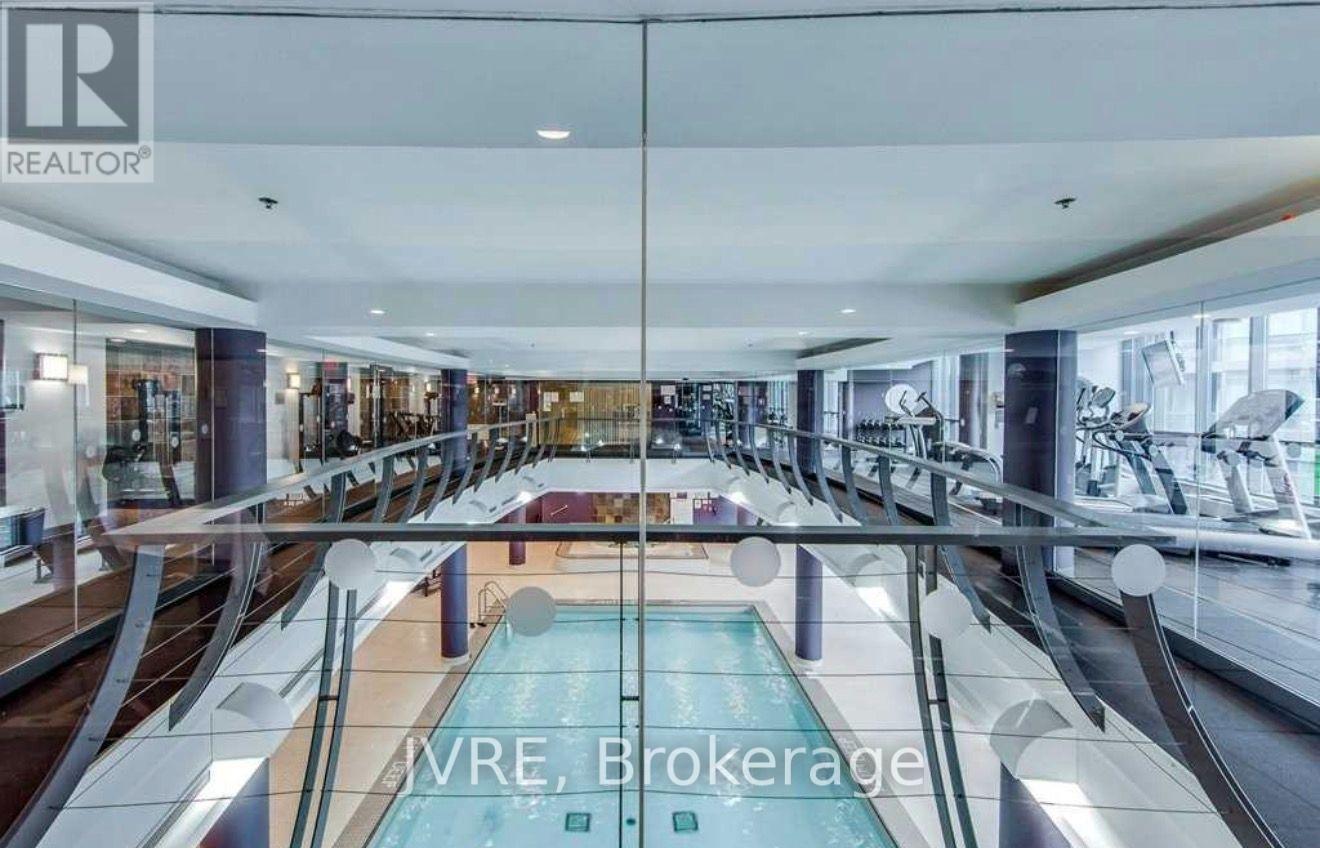 2206 - 219 Fort York Boulevard, Toronto, Ontario  M5V 1B1 - Photo 4 - C14109460