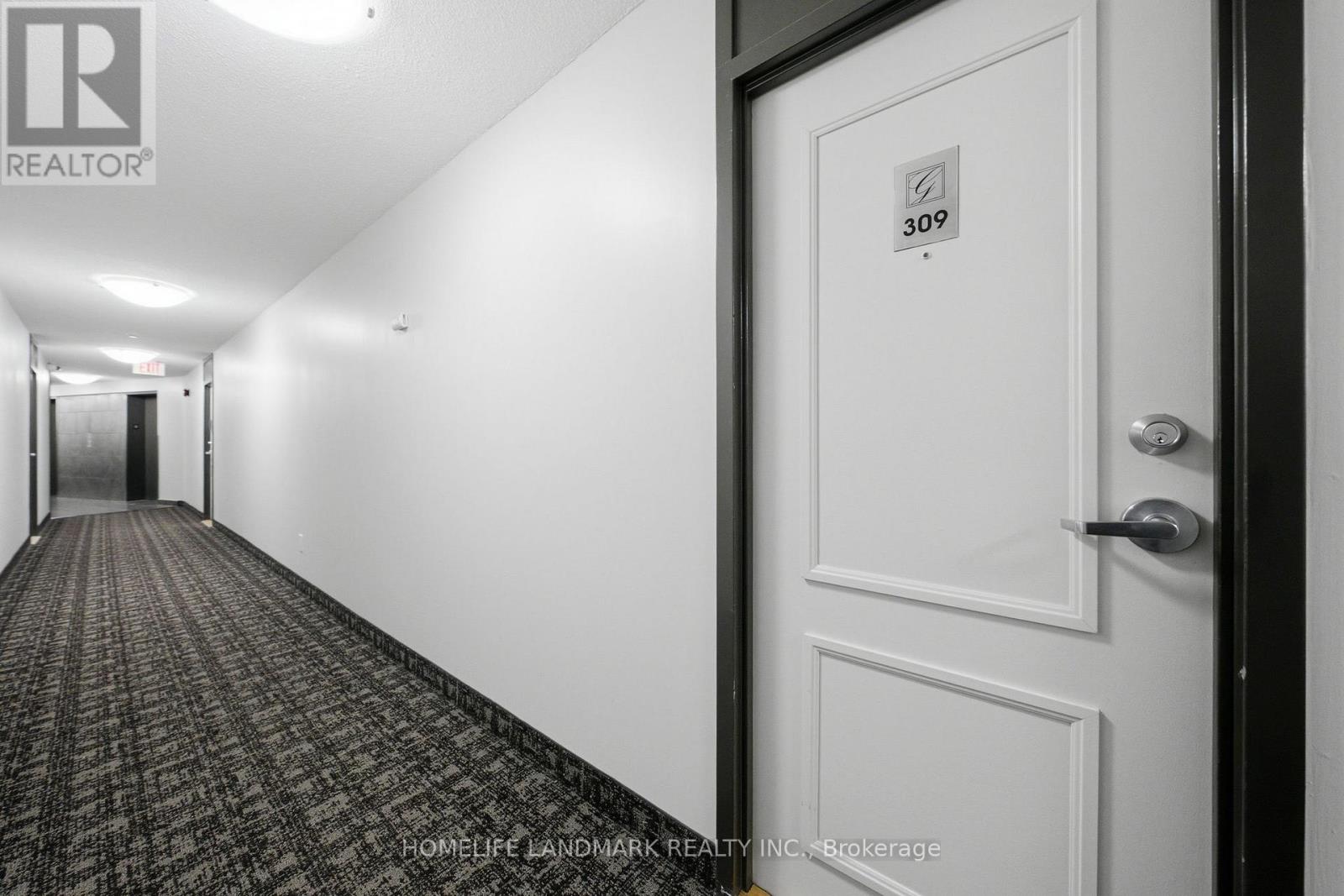 309 - 260 Davis Drive, Newmarket, Ontario  L3Y 7C3 - Photo 3 - N14109462