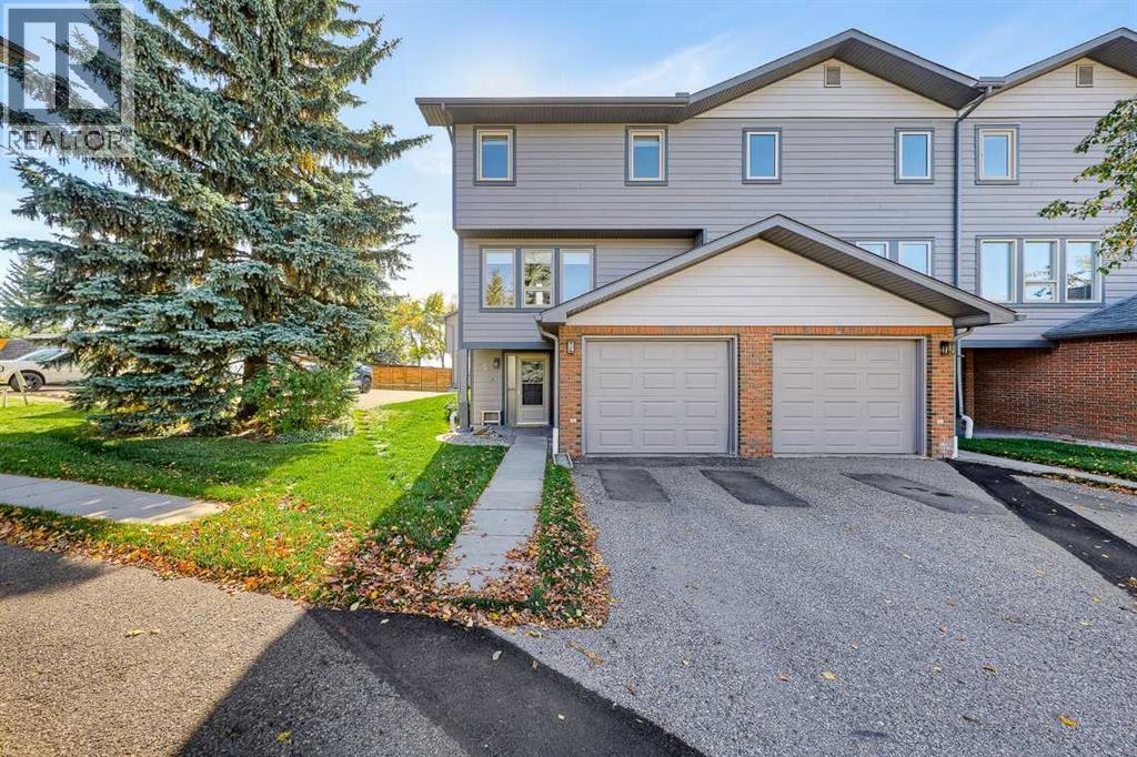 5, 64 Woodacres Crescent SW