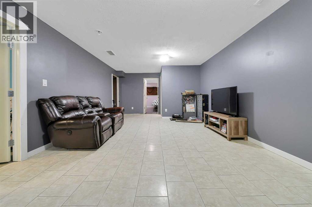 220 Jordan Parkway