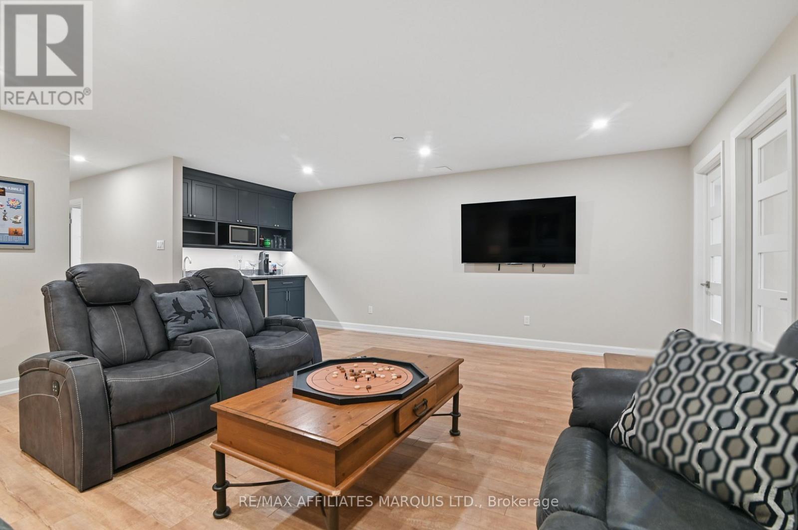 18163 St Laurent Boulevard, South Glengarry, Ontario  K6H 7N6 - Photo 27 - X14109474