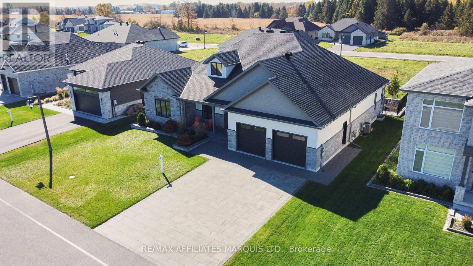 18163 St Laurent Boulevard, South Glengarry, Ontario  K6H 7N6 - Photo 40 - X14109474
