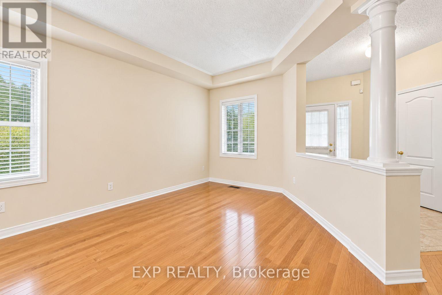 42 Kaitlin Drive, Richmond Hill, Ontario  L4E 3W7 - Photo 17 - N14109404