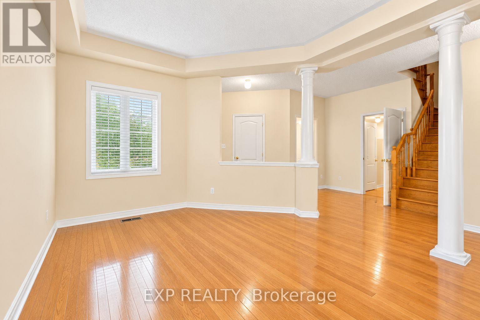 42 Kaitlin Drive, Richmond Hill, Ontario  L4E 3W7 - Photo 18 - N14109404