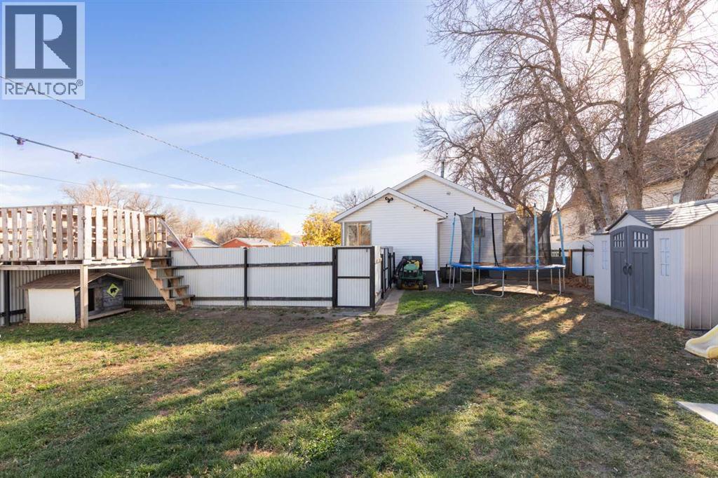 1178 Queen Street SE, Medicine Hat, Alberta T1A 1B4 - Photo 43 - A2347176