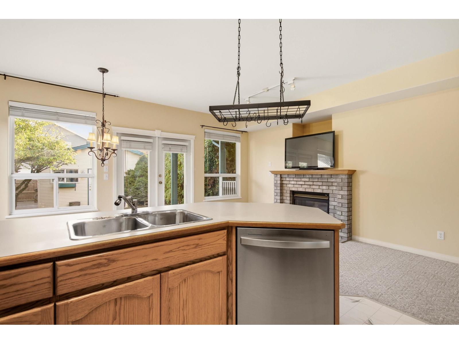 34632 4 Avenue, Abbotsford, British Columbia  V2S 8B8 - Photo 6 - R3177469